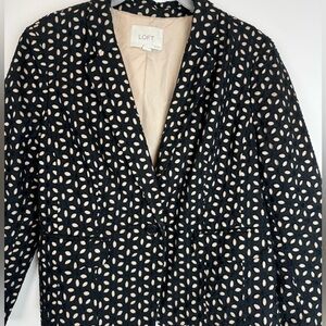 LOFT Petite 10P Black Eyelet Lace Blazer Beige Lined One Button Jacket
